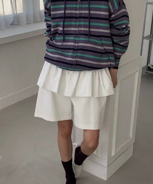 Per sist ence(パーシエンス)の「ナイロンギャザーフリルレイヤードハーフパンツ(その他パンツ・レディース・ホワイト/ブラック/カーキ・ONE SIZE)」の7枚目の写真
