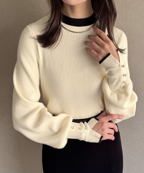junoah(ジュノア)の「袖口デザイン配色リブニット(ニット/セーター・レディース・チャコール/ブラック/アイボリー・MEDIUM/LARGE)」の1枚目の写真