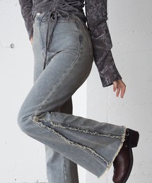 tiptop（ティップトップ）の「【ウェスト調整可能/2サイズ展開】脇フリンジフレアデニムパンツ（デニムパンツ）」