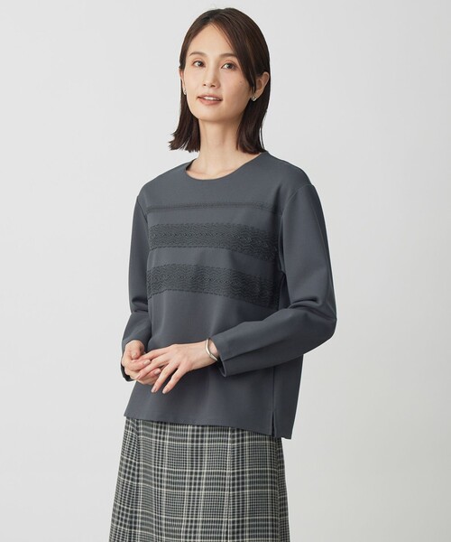 J.PRESS(ジェイプレス)の「アモーレポンチ レース カットソー(Tシャツ/カットソー・レディース・ライトグレー系/ライトグリーン系/アイボリー系/グレー系・LARGE/MEDIUM)」の3枚目の写真