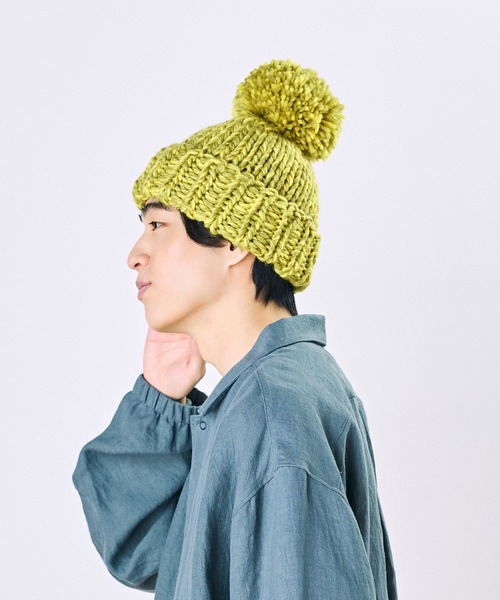 CA4LA(カシラ)の「HAND KNITTED BIG POMPOM(ニットキャップ/ビーニー・メンズ・ピンク/ホワイト/イエロー/ブラック・ONESIZE)」の8枚目の写真