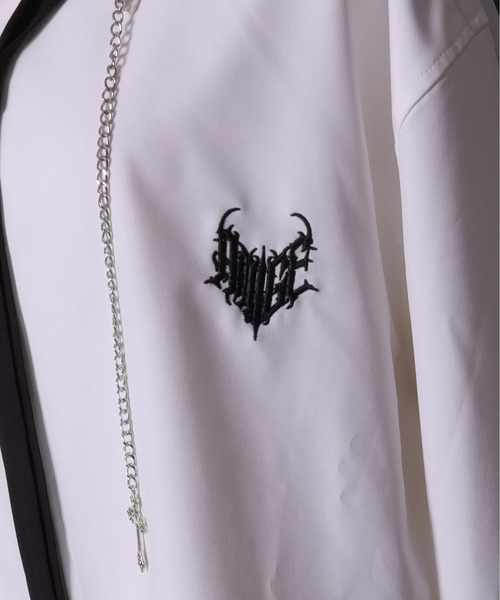 Amilige（アミリージュ）の「チェーン付きバイカラーリボンシャツ（シャツ/ブラウス・レディース・ブラック/ホワイト・FREE）」の18枚目の写真