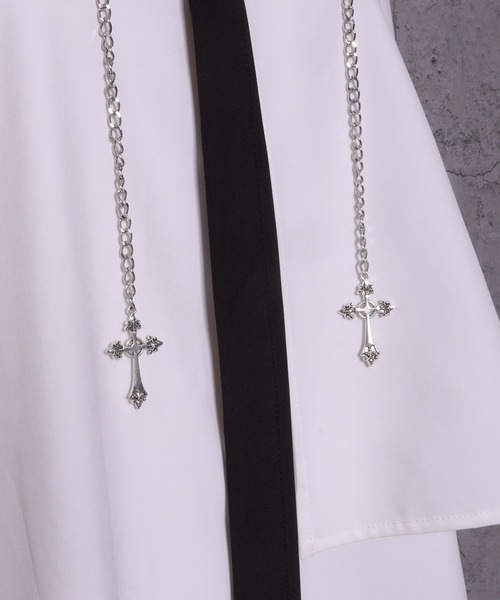 Amilige（アミリージュ）の「チェーン付きバイカラーリボンシャツ（シャツ/ブラウス・レディース・ブラック/ホワイト・FREE）」の19枚目の写真