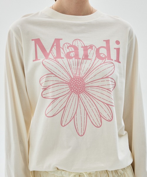 Mardi Mercredi(マルディメクルディ)の「TSHIRT LONG SLEEVE FLOWERMARDI / Tシャツ ロングスリーブ フラワーマルディ(Tシャツ/カットソー・レディース・ブラウン/ネイビー/チャコール/クリーム/チャコールグレー/ブラウン系その他/ベージュ系その他/オートミール/ベージュ系その他2/ブラック×レッド/ベージュ系その他3・FREE)」の9枚目の写真
