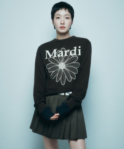 Mardi Mercredi(マルディメクルディ)の「TSHIRT LONG SLEEVE FLOWERMARDI / Tシャツ ロングスリーブ フラワーマルディ(Tシャツ/カットソー・レディース・ブラウン/ネイビー/チャコール/クリーム/チャコールグレー/ブラウン系その他/ベージュ系その他/オートミール/ベージュ系その他2/ブラック×レッド/ベージュ系その他3/アイボリー系1・FREE)」の18枚目の写真