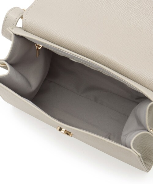 couture brooch（クチュールブローチ）の「リボンデザイン2WAYバッグ（ハンドバッグ・レディース・ブラック/ナチュラル・00）」の5枚目の写真