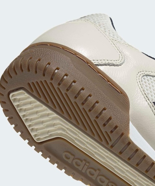 adidas(アディダス)の「フェヒテン インドア コンソーシアム / FECHTEN INDOOR CONSORTIUM Shoes / アディダスオリジナルス adidas Originals(スニーカー・メンズ・ホワイト・27.0cm/26.5cm/26.0cm/29.0cm/28.5cm/28.0cm/27.5cm/25.5cm/25.0cm/24.0cm/23.0cm)」の8枚目の写真