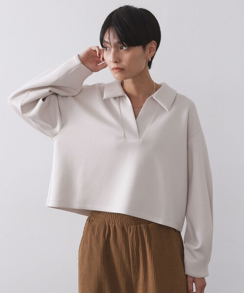 OPAQUE.CLIP(オペークドットクリップ)の「スキッパートップス【UVケア/洗濯機OK】(Tシャツ/カットソー・レディース・チャコールグレー/オフホワイト/ブラウン系・40/38/42)」の1枚目の写真