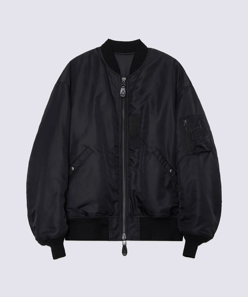 markaware(マーカウェア)の「【markaware/marka】ナイロンツイル / MA-1(MA-1・メンズ・セージグリーン/ブラック・1/2)」の2枚目の写真