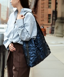 トートバッグ（ブルー・ネイビー/青色系・キルティング）ファッション