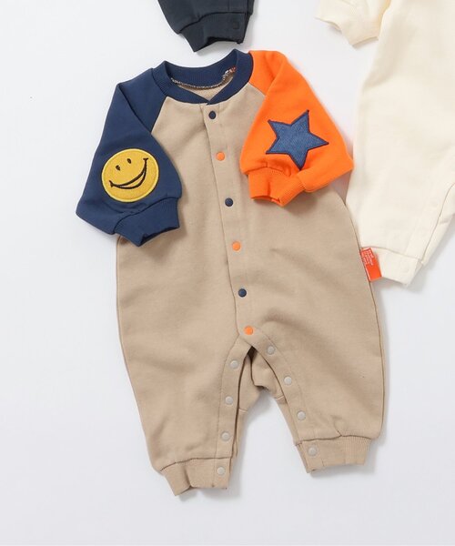 BREEZE（ブリーズ）の「【リンク】イロイロパッチカバーオール（ロンパース・キッズ・チャコール/レインボー/オフホワイト・60/70/80）」の3枚目の写真