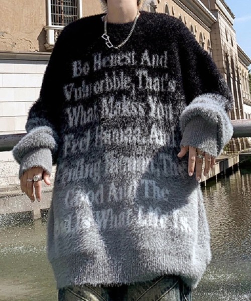 VIBGYOR（ヴィブジョー）の「グラデーションニット ロゴニットプルオーバー / ユニセックス 韓国ストリート (CZ)（ニット/セーター・メンズ・ブラウン/ブラック・FREE）」の7枚目の写真