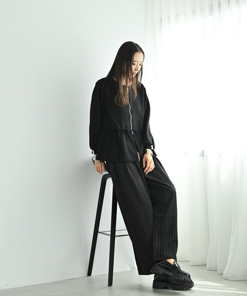 STYLE DELI(スタイルデリ)の「【BLK001】ペプラムジップブルゾン(ブルゾン・レディース・ブラック/グレー・FREE)」の15枚目の写真
