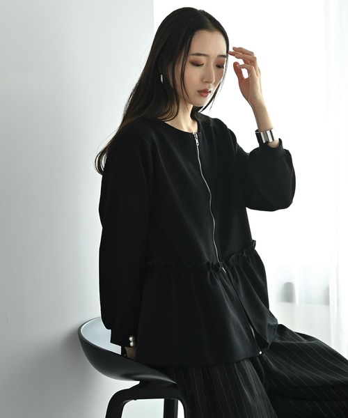 STYLE DELI(スタイルデリ)の「【BLK001】ペプラムジップブルゾン(ブルゾン・レディース・ブラック/グレー・FREE)」の17枚目の写真