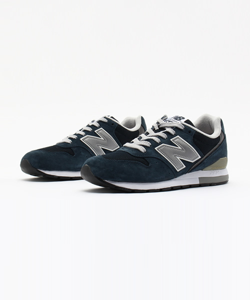 NEW BALANCE(ニューバランス)の「new balance スニーカー(スニーカー・レディース・ネイビー/ブラック/ライトグレー・25/25.5/24.5)」の1枚目の写真