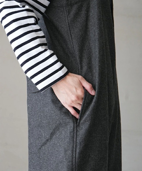 solamonat poche（ソラモナポッシェ）の「ウールサスペンダーオーバーオール（その他パンツ・レディース・ブラック/チャコールグレー/ライトグレー・2.0）」の14枚目の写真