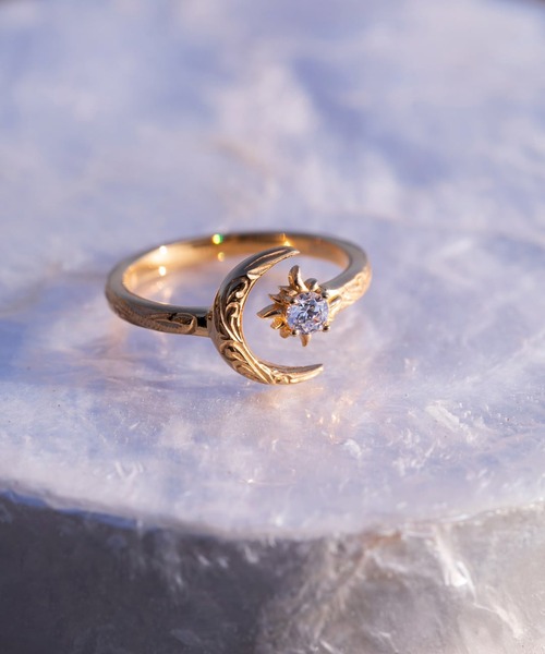 IRIEBEACH(アイリービーチ)の「sun and moon ring/【ハワイアンジュエリー】【サージカルステンレス】【金属アレルギー対応】【IRIEBEACH / アイリービーチ】つけっぱなしOK(リング・レディース・シルバー/ゴールド/ピンク・FREE)」の4枚目の写真
