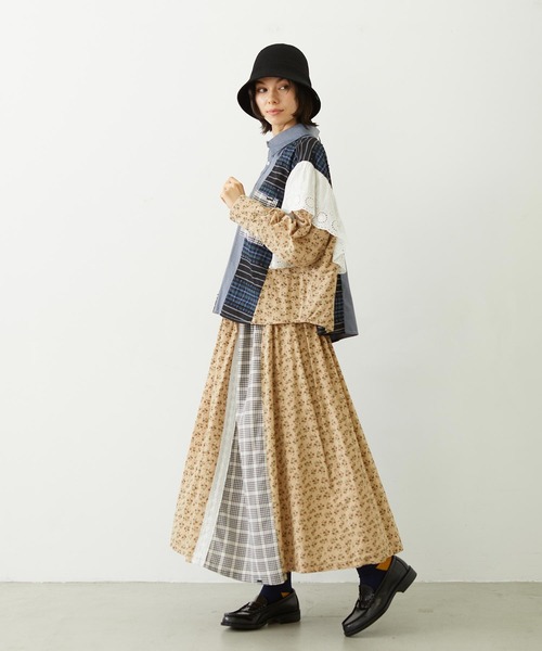 MILKFED.（ミルクフェド）の「PATCHED LONG SKIRT（スカート・レディース・オフホワイト/ライトパープル/ベージュ・ONE SIZE）」の17枚目の写真