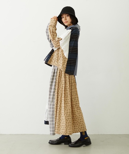 MILKFED.（ミルクフェド）の「PATCHED LONG SKIRT（スカート・レディース・オフホワイト/ライトパープル/ベージュ・ONE SIZE）」の20枚目の写真