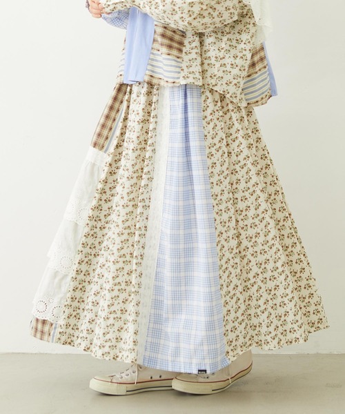 MILKFED.（ミルクフェド）の「PATCHED LONG SKIRT（スカート・レディース・オフホワイト/ライトパープル/ベージュ・ONE SIZE）」の22枚目の写真