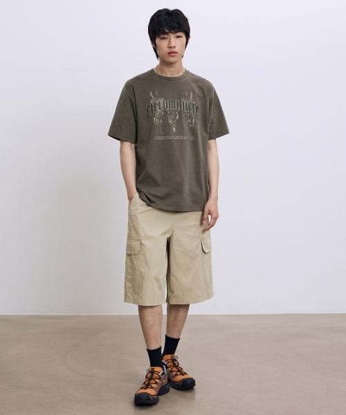 F.ILLUMINATE（フィルミネイト）の「ジョディアックグラフィックTシャツ-ブラウン（Tシャツ/カットソー・レディース・その他・SMALL/MEDIUM/LARGE）」の4枚目の写真
