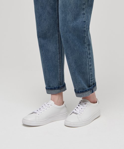 MUSINSA STANDARD WOMAN（ムシンサスタンダードウーマン）の「レディースママフィットデニムパンツ【ミディアムインディゴ】（デニムパンツ・レディース・その他・24/25/26）」の8枚目の写真