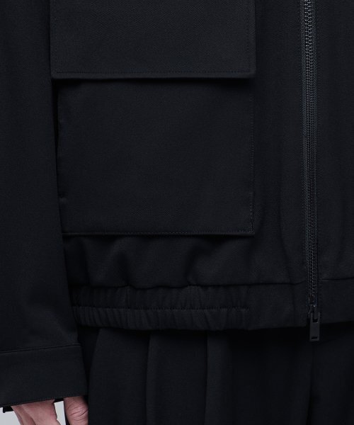 MUSINSA STANDARD（ムシンサスタンダード）の「ミニマルフライトジャケット[ブラック]（ブルゾン・メンズ・その他・MEDIUM/LARGE/X-LARGE/XX-LARGE）」の10枚目の写真