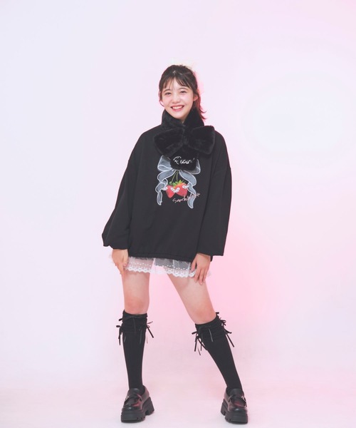 repipi armario(レピピ アルマリオ)の「【ニコラコラボ】レースルーズチュニックスウェット(Tシャツ/カットソー・キッズ・アイボリー/ブラック/グレー・LARGE/MEDIUM/SMALL)」の21枚目の写真