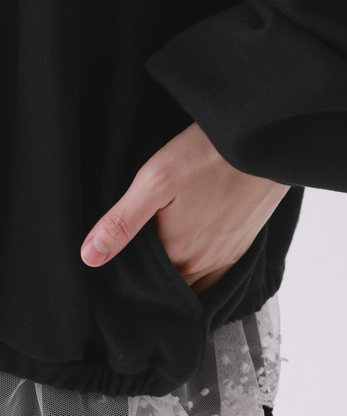 repipi armario(レピピ アルマリオ)の「【ニコラコラボ】レースルーズチュニックスウェット(Tシャツ/カットソー・キッズ・アイボリー/ブラック/グレー・LARGE/MEDIUM/SMALL)」の15枚目の写真