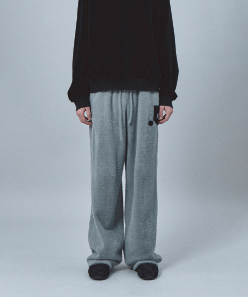 Rest&Recreation(レストアンドレクリエーション)の「HAIRY KNIT PANTS - GREY(その他パンツ・メンズ・その他・ONE)」の3枚目の写真