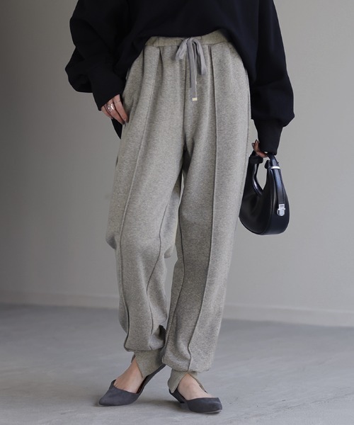 HUG.U（ハグユー）の「暖か裏ボア ジョガーパンツ（スウェットパンツ・レディース・カーキ/ブラック/グレー・M/L）」の3枚目の写真