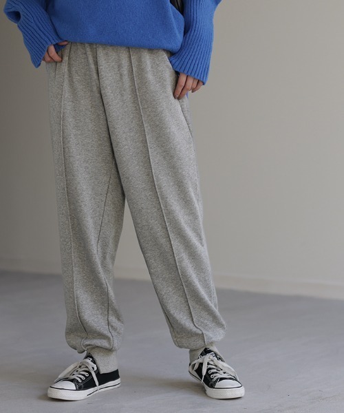 HUG.U（ハグユー）の「暖か裏ボア ジョガーパンツ（スウェットパンツ・レディース・カーキ/ブラック/グレー・M/L）」の7枚目の写真