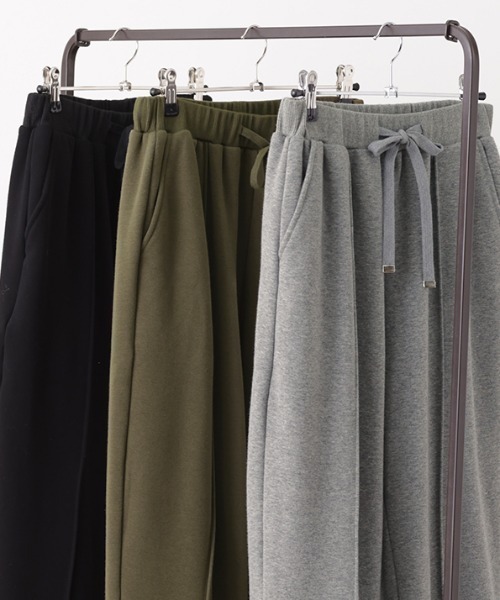 HUG.U（ハグユー）の「暖か裏ボア ジョガーパンツ（スウェットパンツ・レディース・カーキ/ブラック/グレー・M/L）」の16枚目の写真