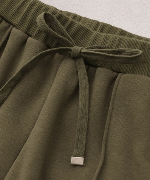 HUG.U（ハグユー）の「暖か裏ボア ジョガーパンツ（スウェットパンツ・レディース・カーキ/ブラック/グレー・M/L）」の12枚目の写真