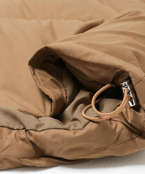 URBAN RESEARCH ROSSO WOMEN（アーバンリサーチ　ロッソ）の「LIMONTA撥水ミドルダウンコート（ダウンジャケット/コート・レディース・キャメル/ブラック・36/38）」の19枚目の写真