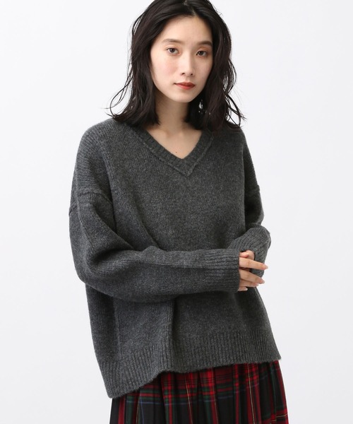 studio CLIP(スタディオクリップ)の「《natural by clip/マシンウォッシャブル》7ゲージウール混畦Vネックプルオーバー(ニット/セーター・レディース・チャコール/イエロー/アイボリー/ブラウン・FREE)」の6枚目の写真