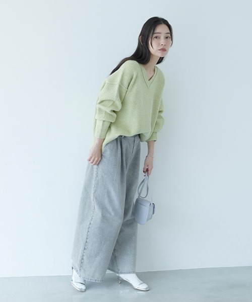 studio CLIP(スタディオクリップ)の「《natural by clip/マシンウォッシャブル》7ゲージウール混畦Vネックプルオーバー(ニット/セーター・レディース・チャコール/イエロー/アイボリー/ブラウン・FREE)」の17枚目の写真