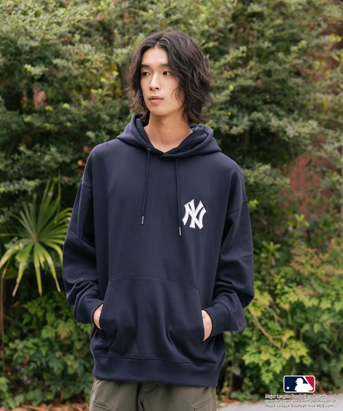 MLB（メジャーリーグベースボール）の「【MLB/メジャーリーグベースボール】裏起毛 バックロゴ フーディー プルオーバーパーカー（パーカー・メンズ・ブラウン/杢グレー/ネイビー・LARGE/MEDIUM/X-LARGE）」の10枚目の写真