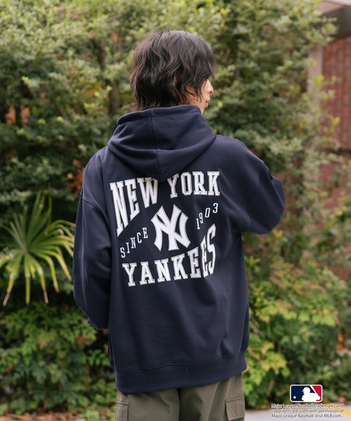 MLB（メジャーリーグベースボール）の「【MLB/メジャーリーグベースボール】裏起毛 バックロゴ フーディー プルオーバーパーカー（パーカー・メンズ・ブラウン/杢グレー/ネイビー・LARGE/MEDIUM/X-LARGE）」の15枚目の写真