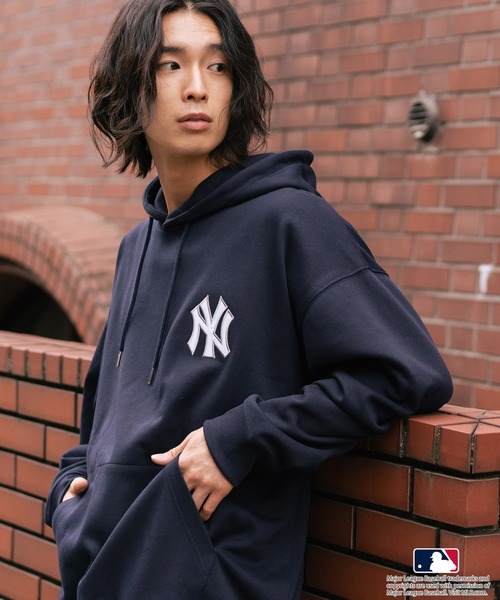 MLB（メジャーリーグベースボール）の「【MLB/メジャーリーグベースボール】裏起毛 バックロゴ フーディー プルオーバーパーカー（パーカー・メンズ・ブラウン/杢グレー/ネイビー・LARGE/MEDIUM/X-LARGE）」の18枚目の写真