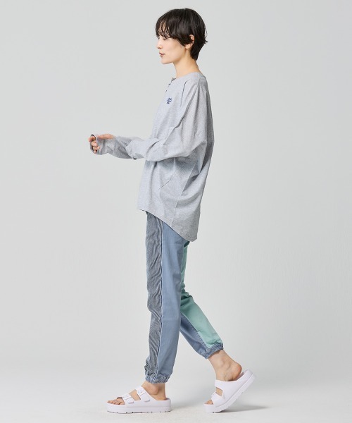 KRIFF MAYER Lady's Collection（クリフメイヤーレディースコレクション）の「【紫外線対策】UVカットさらコクーンロンT（Tシャツ/カットソー・レディース・ブルー/グレー/ライム/ブラック・MEDIUM/LARGE）」の9枚目の写真