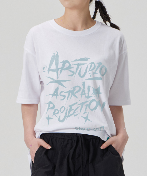 ASTRAL PROJECTION（アストラルプロジェクション）の「[ラフレタリング]コットンルーズフィット半袖Tシャツ_ホワイト（Tシャツ/カットソー・メンズ・その他・XX-LARGE/LARGE/MEDIUM/X-LARGE）」の3枚目の写真