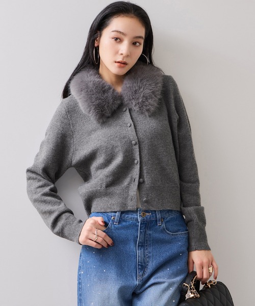 VIS(ビス)の「衿ファー取り外しカーディガン(カーディガン/ボレロ・レディース・グレー/ダークブラウン/キナリ・FREE)」の2枚目の写真