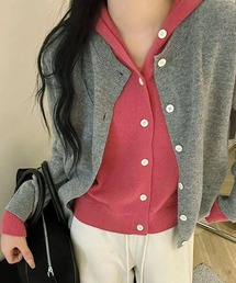 Kuroba（クロバ）の「レイヤード風フード付き配色ニットカーディガン（カーディガン/ボレロ）」