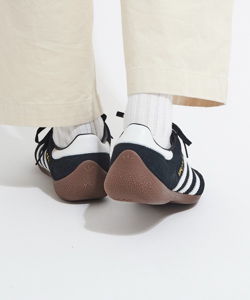 adidas(アディダス)の「【adidas】HANDBALL SPEZIAL LO PRO W(スニーカー・レディース・ブラック/レッド/ホワイト/ベージュ・24.5cm/24cm/23.5cm/23cm/25cm)」の10枚目の写真