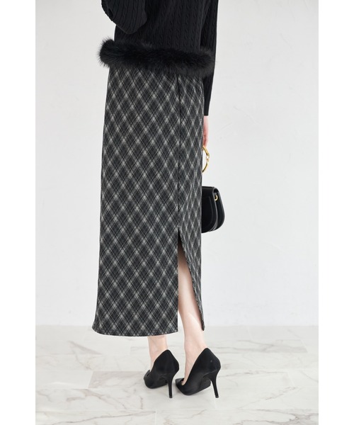 tocco closet（トッコ　クローゼット）の「【ZOZO限定】起毛チェック柄ベーシックタイトスカート（スカート・レディース・ブラック/ブラウン・M）」の8枚目の写真