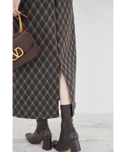 tocco closet（トッコ　クローゼット）の「【ZOZO限定】起毛チェック柄ベーシックタイトスカート（スカート・レディース・ブラック/ブラウン・M）」の17枚目の写真