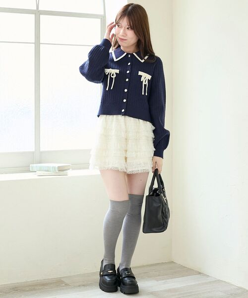 MAJESTIC LEGON(マジェスティックレゴン)の「バイカラーリボンケーブルニットカーデ(カーディガン/ボレロ・レディース・アイボリー/グレー/ネイビー/ピンク・MEDIUM)」の15枚目の写真