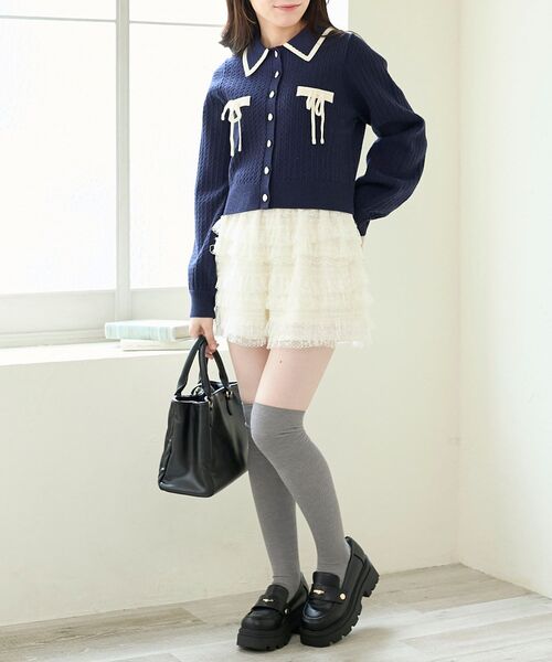 MAJESTIC LEGON(マジェスティックレゴン)の「バイカラーリボンケーブルニットカーデ(カーディガン/ボレロ・レディース・アイボリー/グレー/ネイビー/ピンク・MEDIUM)」の16枚目の写真