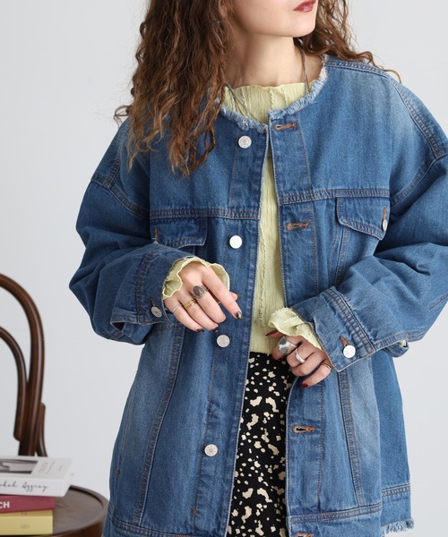 atONE(アットワン)の「カットオフデニムジャケット(デニムジャケット・レディース・ブルー/ブラック系その他5/ダークネイビー/ブルー系/ネイビー系/ブラック系その他6・M-L/LL~3L/4L~5L/4/2/3)」の1枚目の写真